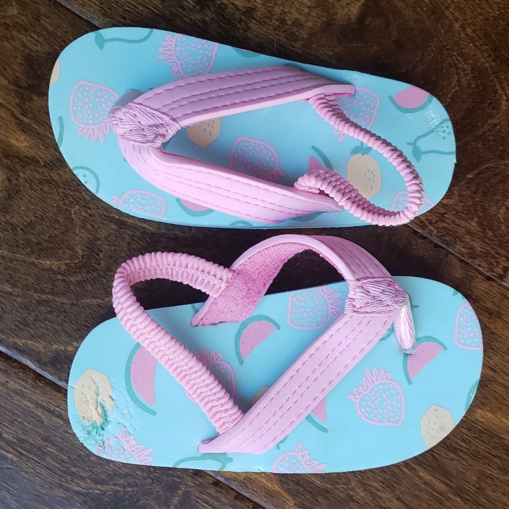 Toddler flip flops
